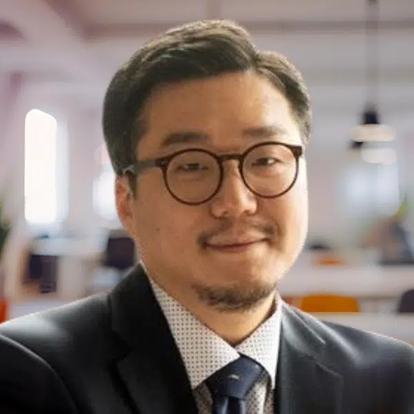 Dr Seung-Min Youn